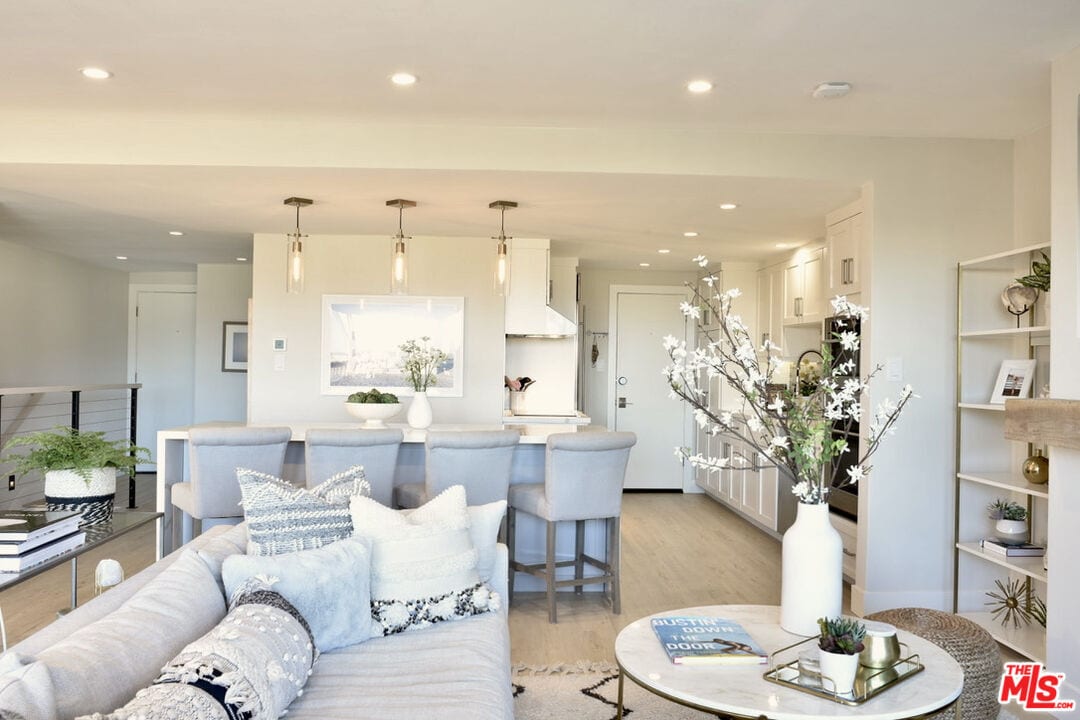 Foto principal - 23908 De Ville Way