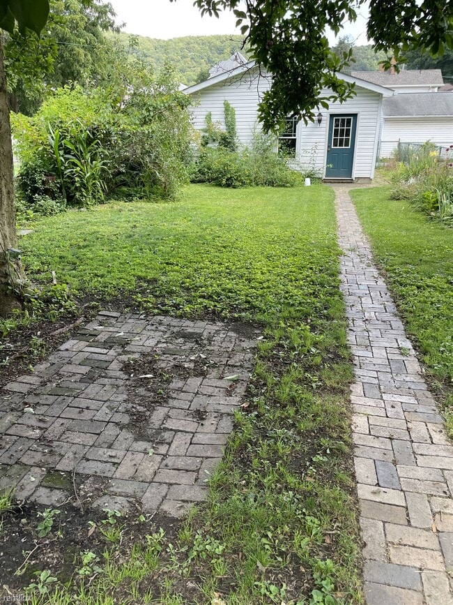Building Photo - 3 br, 2 bath House - 1806 6th Avenue