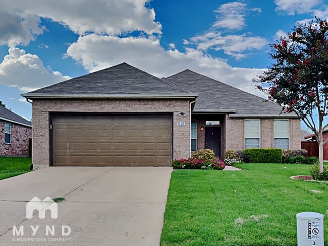 Building Photo - 3125 Paradise Valley Dr