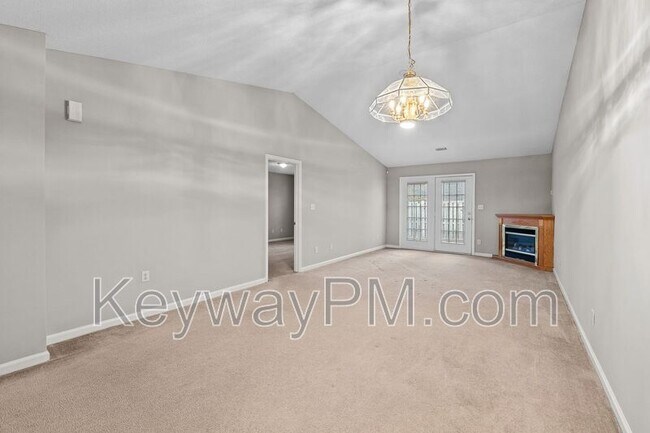 Foto del edificio - 2011 Summer Valley Way