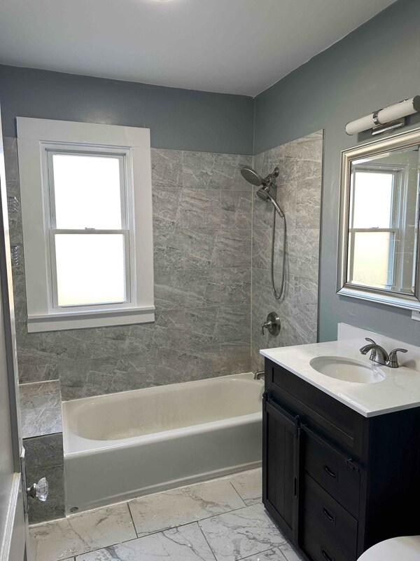 Primary Photo - 483 Tolland St