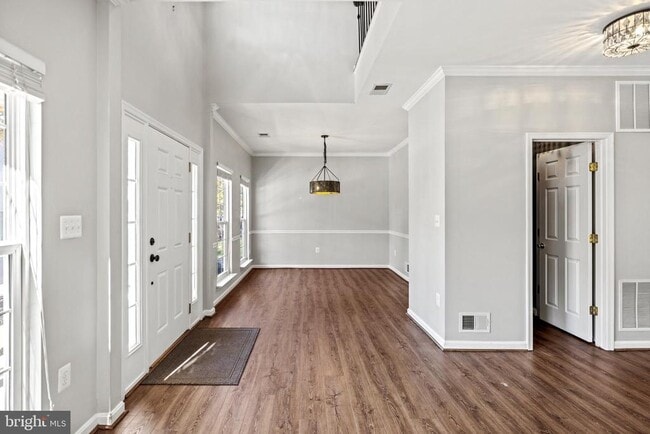 Building Photo - 21526 Merion St