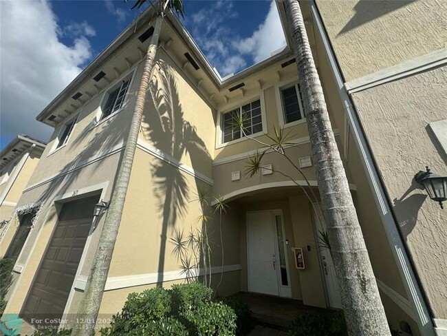 Foto del edificio - 2675 SW 81st Terrace