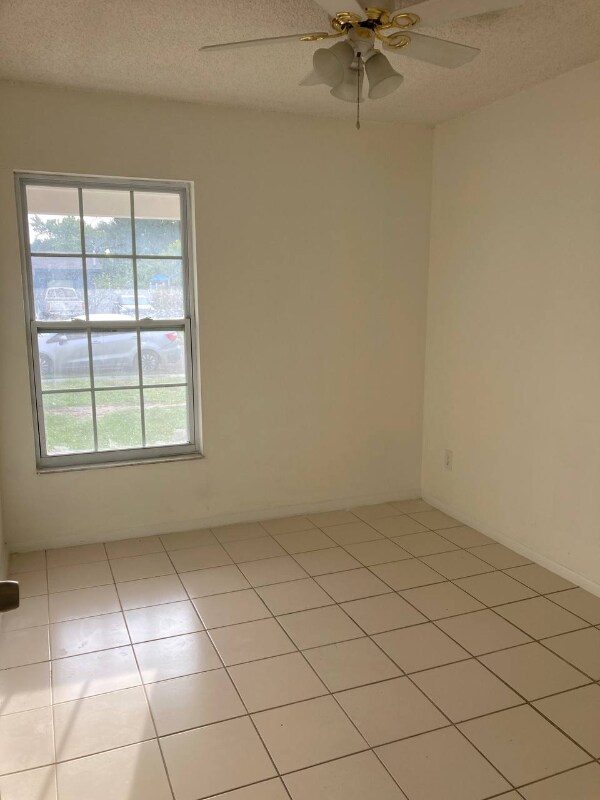 Building Photo - 6733 Lodge Ave