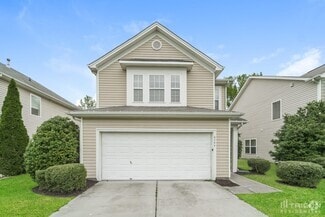Building Photo - 4744 Abercromby St