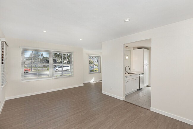 Foto del edificio - Coronado Village - Upgraded 3bd/2ba house ...