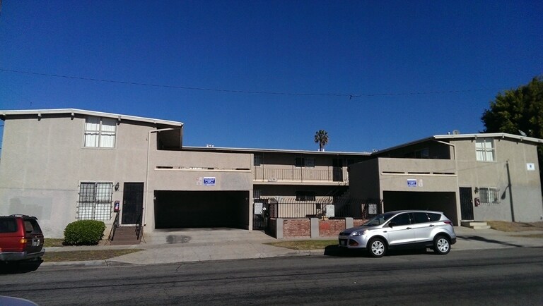 Primary Photo - 3315 W 104th St
