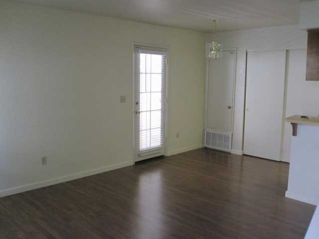 Building Photo - 1613 Pyrenees Ave