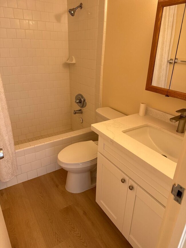 Foto del edificio - Two bedroom Kahala Towers