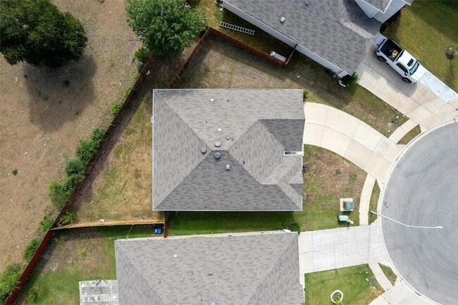 Building Photo - 12701 Brahmin Dr