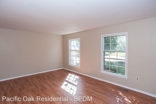 Building Photo - 4 br, 1.5 bath House - 719 Buena Vista Dr