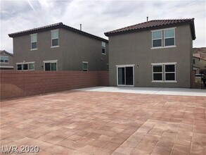 Building Photo - 7576 Slipper Orchid St