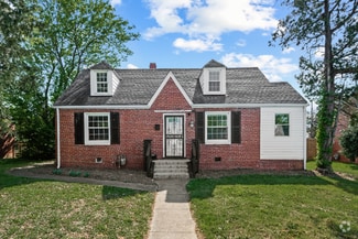 Building Photo - 206 E 37th St