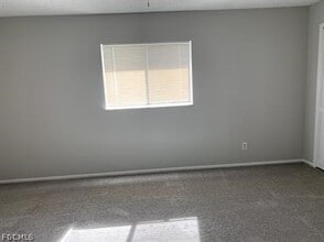 Building Photo - 309 SW 3rd Pl