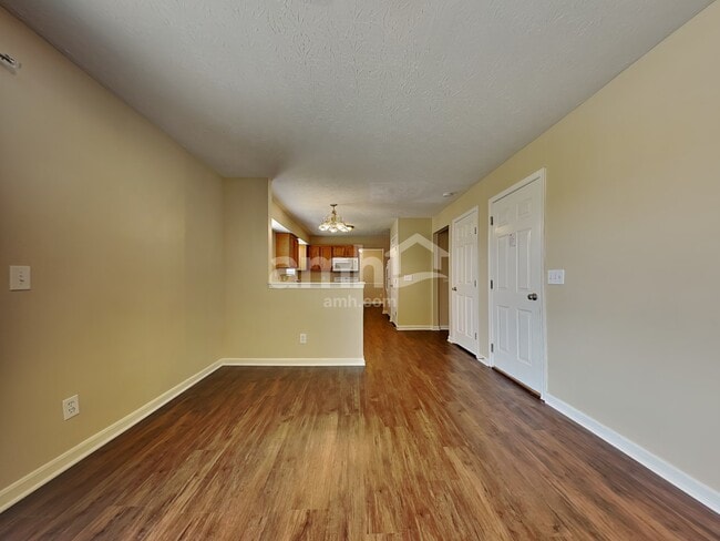 Building Photo - 315 Keswick Dr