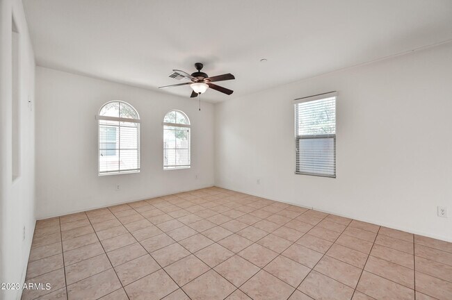 Foto del edificio - 2255 S Ponderosa Dr