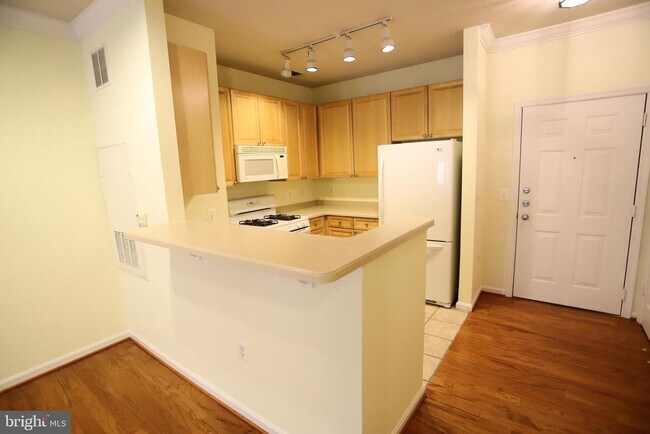 Foto del edificio - 9480 Virginia Center Blvd