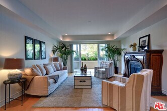 Building Photo - 1530 Centinela Ave