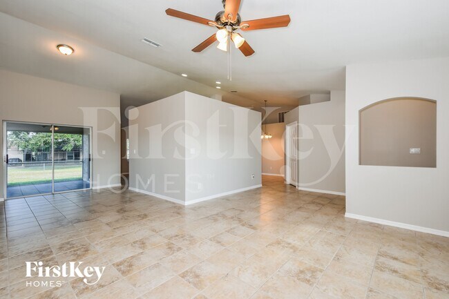 Foto del edificio - 405 NW 6th Terrace