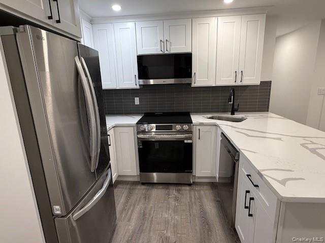 Foto del edificio - 19 Bellport Ln