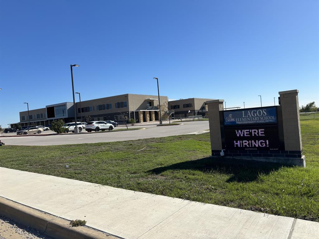 Foto del edificio - 12017 Paseo de los Lagos Ln