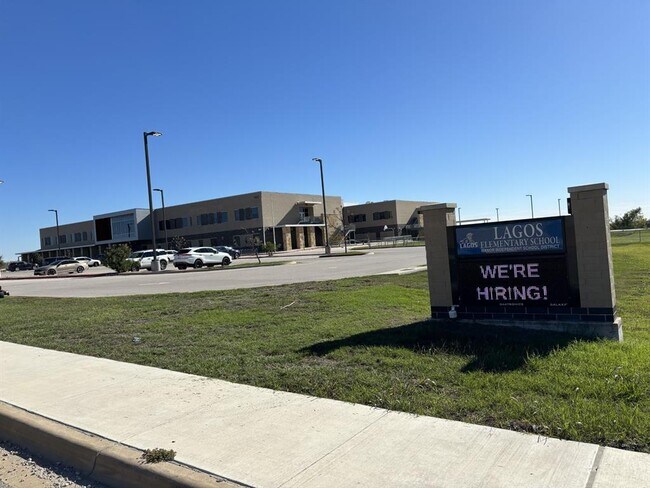 Foto del edificio - 12017 Paseo de los Lagos Ln