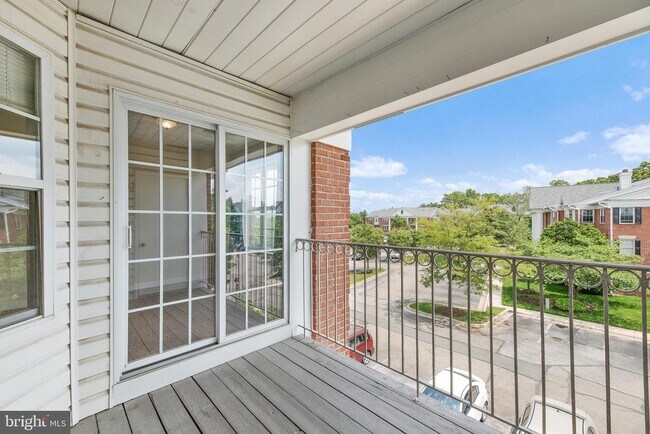 Foto del edificio - 2408 Forest Edge Ct