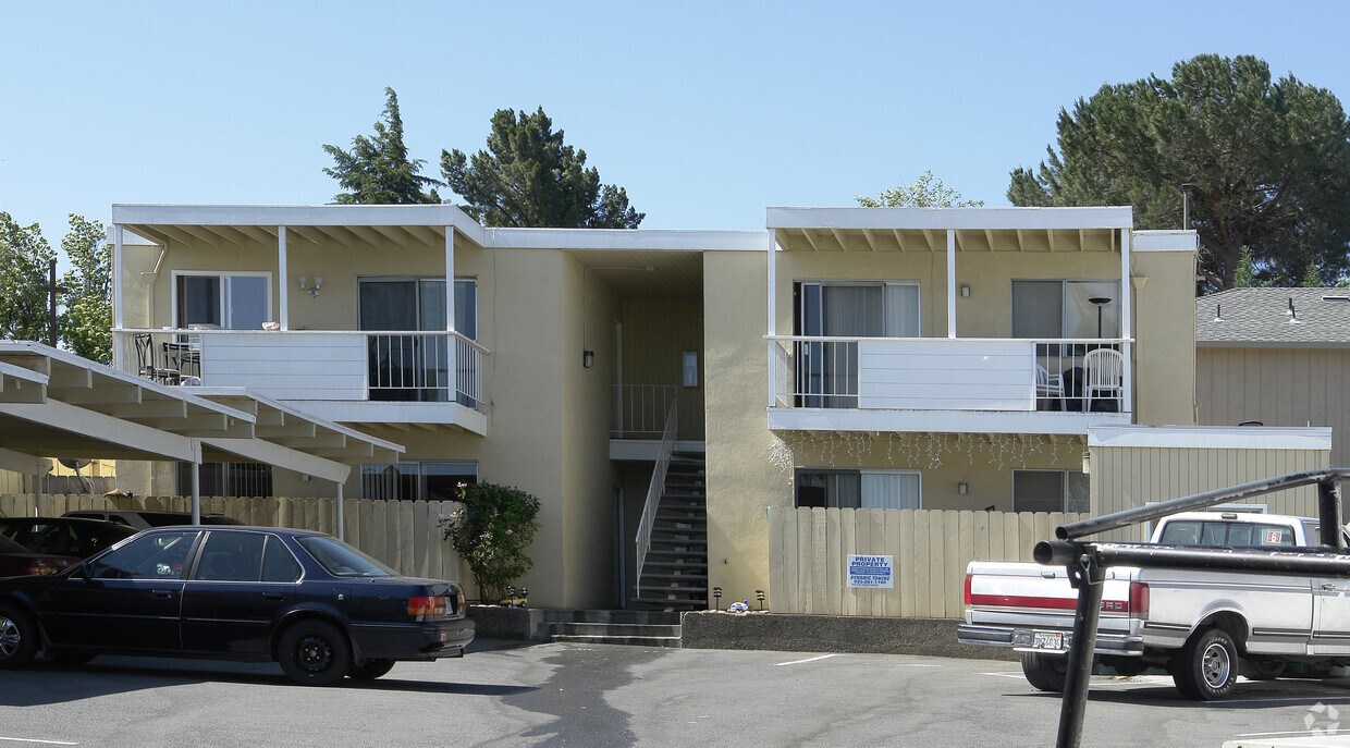 Primary Photo - 3966 Clayton Rd.