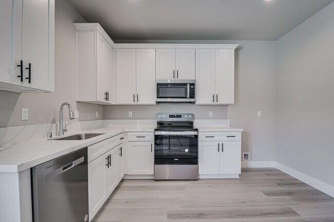 Building Photo - 5212 Hawkwatch Ln