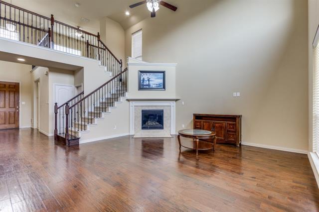 Building Photo - 729 Sundrop Dr