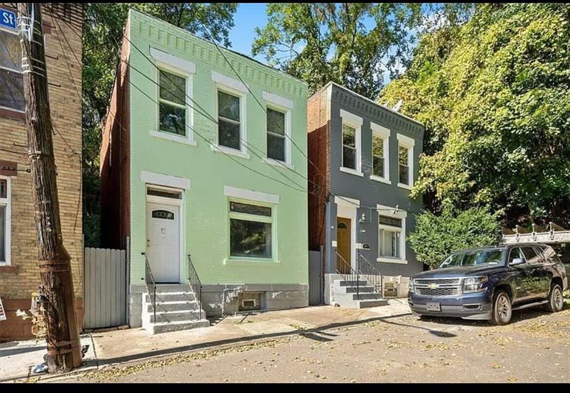Photo - 147 Moultrie Street