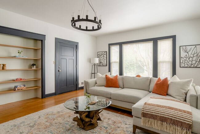 Foto del edificio - 2537 SE Hawthorne Blvd