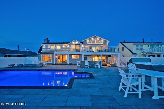 Foto del edificio - 340 Bay Ln