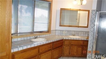 Building Photo - 518 Lakeside Dr
