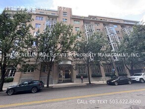 Building Photo - 1130 NW 12th Ave