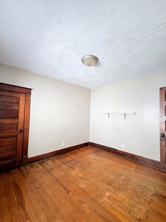 Foto del edificio - 2 bedroom 1 bath
