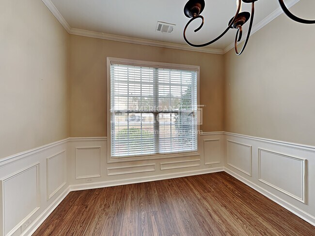 Building Photo - 202 Plum Orchard Court