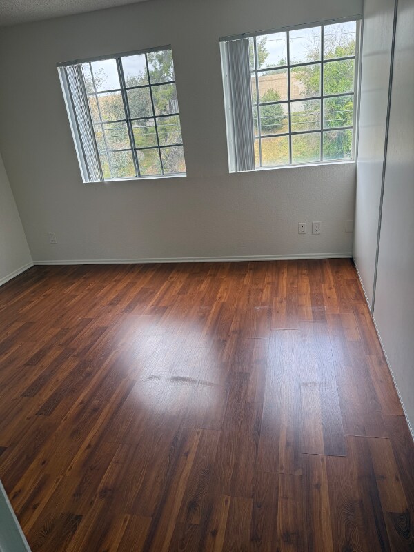 Foto del edificio - 6825 Haskell Ave