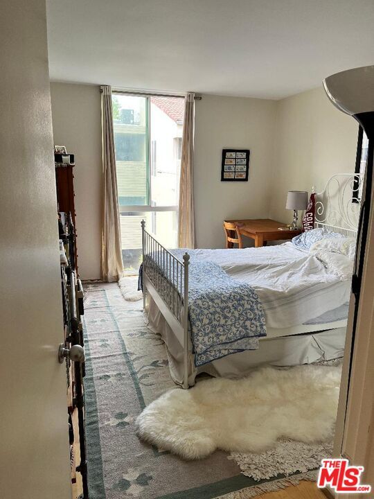 Foto del edificio - 1885 Veteran Ave