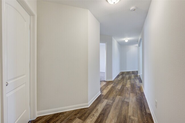 Foto del edificio - 8839 Hazel Rose Sky Dr