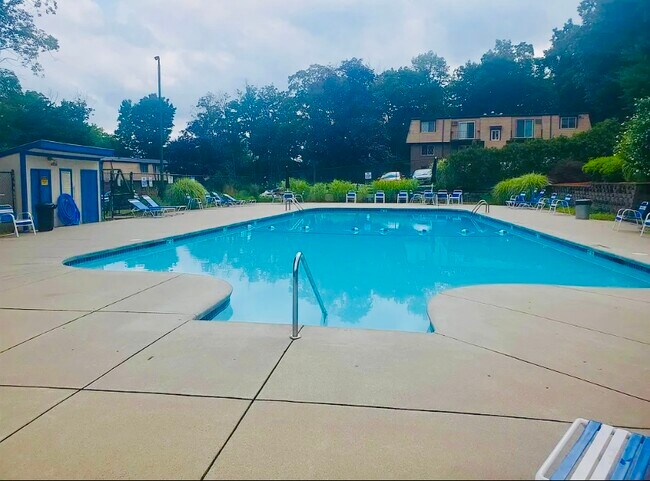 Foto del edificio - 3 Silvestri Cir