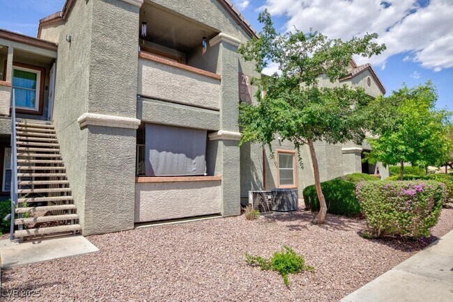 Foto del edificio - 555 E Silverado Ranch Blvd