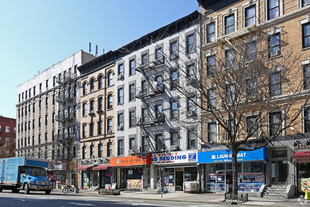 Building Photo - 930 Amsterdam Ave