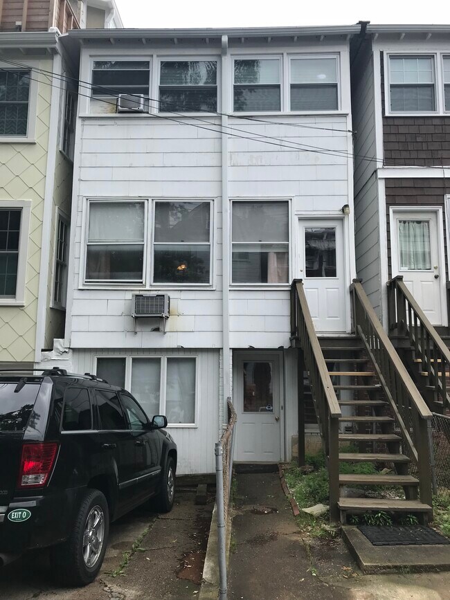 Back of House - 2405 Huidekoper Pl NW House