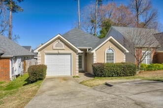 2525 Commons Trace