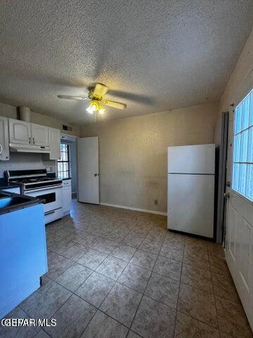 Building Photo - 386 McCune Rd