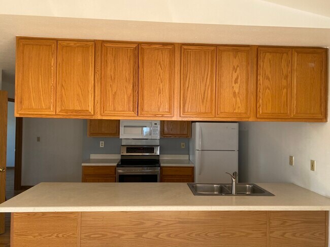 Foto del edificio - 7413 Shillington Dr