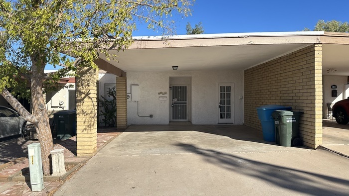 Foto principal - 5166 E Monte Vista Rd