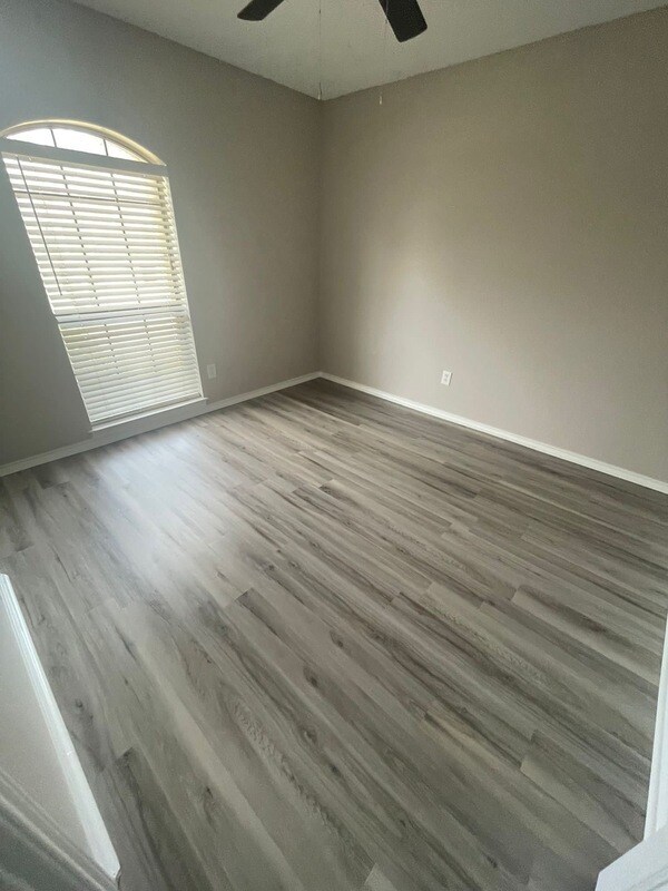Building Photo - 133 Timber Ridge Dr