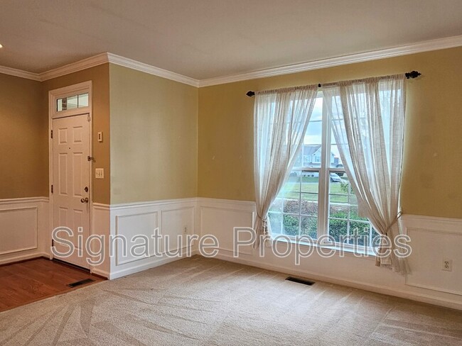 Building Photo - 9703 Inkwood Dr